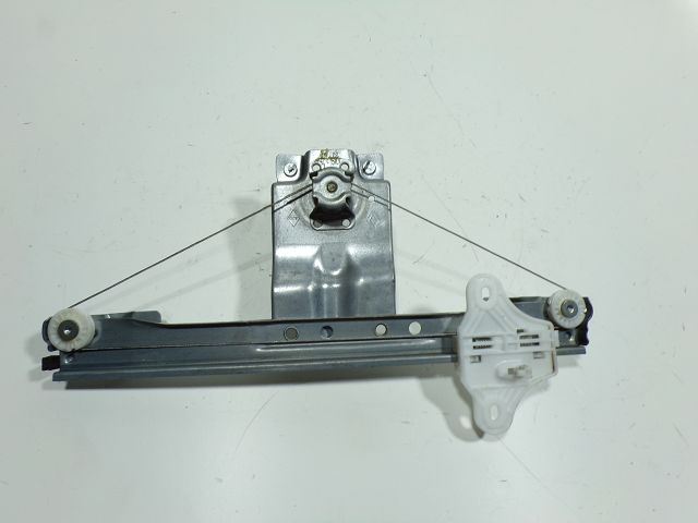 Lève-vitre manuel arrière droit