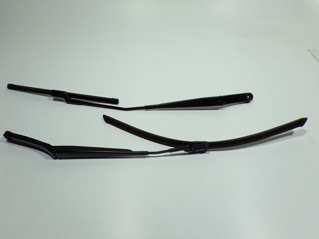 Bras d'essuie-glace avant