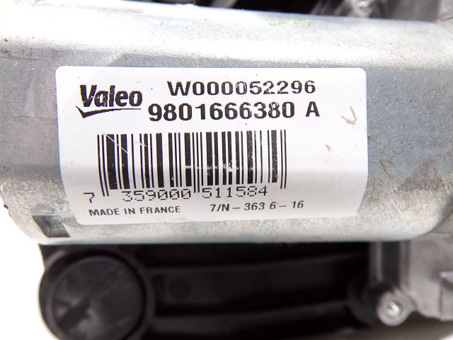 Moteur d'essuie glace arrière