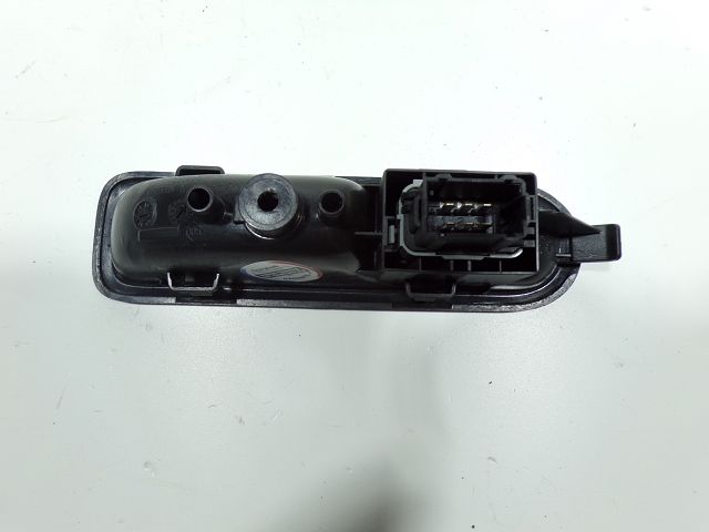 Commande lève-vitre arrière droit