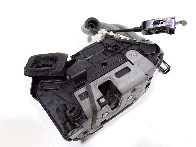 Serrure de porte arrière gauche