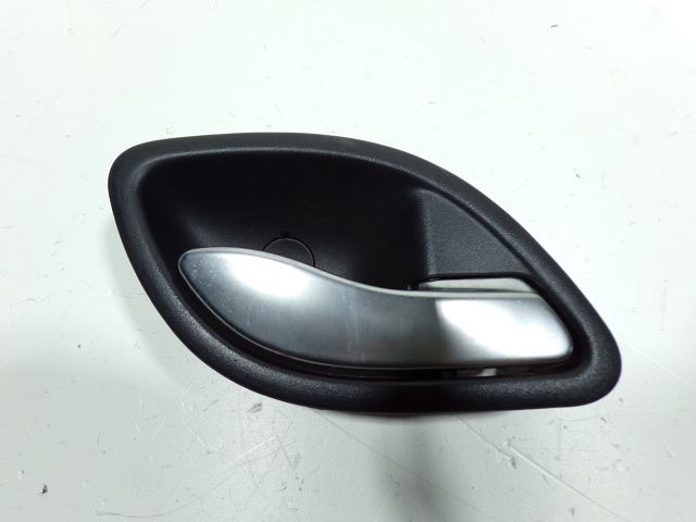 Poignée intérieure porte arrière droite