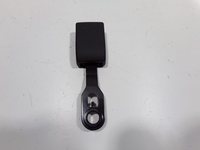 Ancrage ceinture avant droit