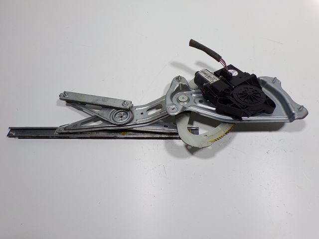 Lève-vitre électrique arrière droit