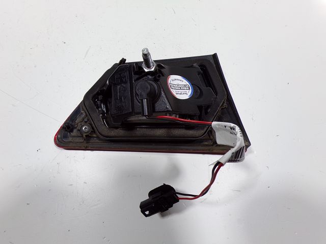 Feu arrière intérieur droit