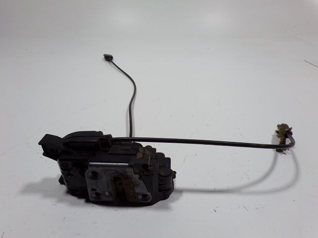 Serrure de porte arrière gauche