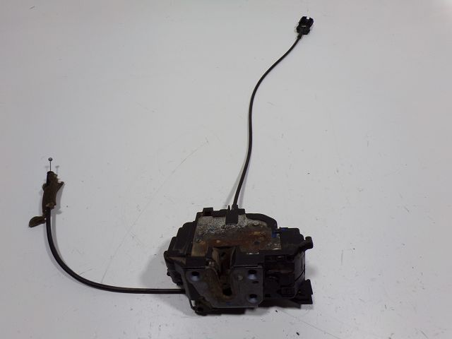 Serrure de porte arrière gauche