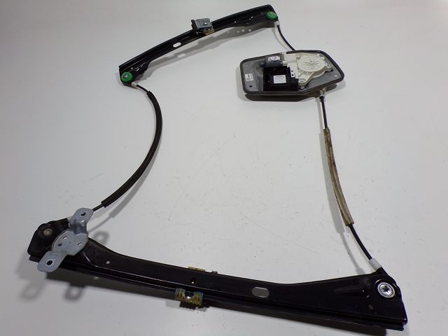 Lève-vitre électrique avant droit