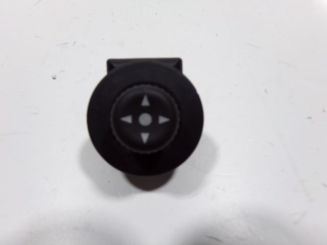 Commande rétroviseur droit