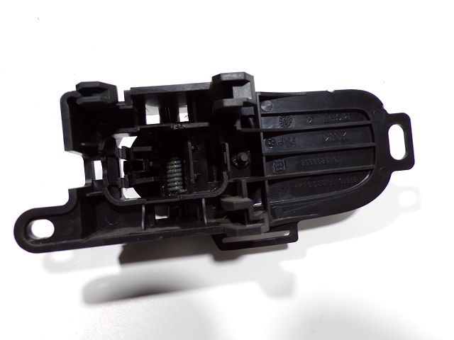 Poignée intérieure porte avant droite