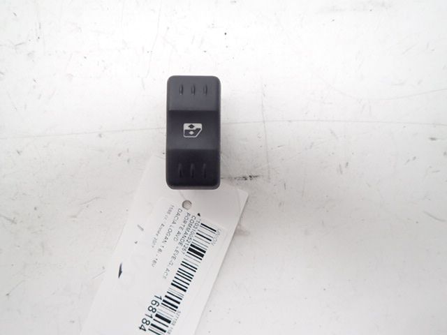 Commande lève-vitre avant droit