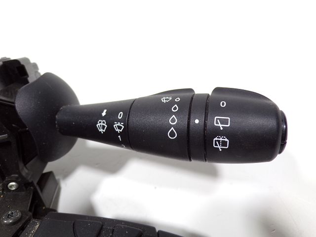 Commande sous-volant