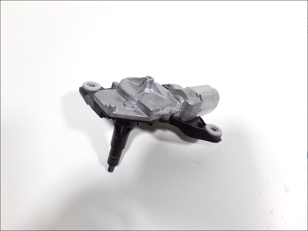 Moteur d'essuie glace arrière