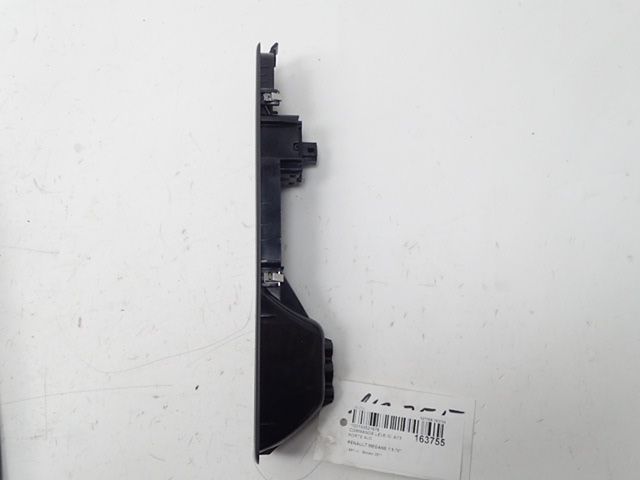 Commande lève-vitre avant droit