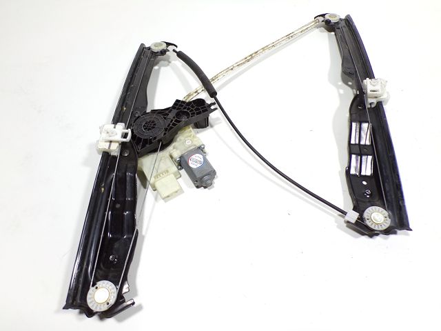 Lève-vitre électrique avant gauche