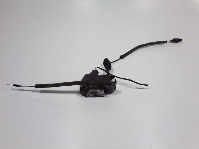 Serrure de porte arrière droite