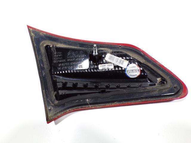 Feu arrière intérieur droit