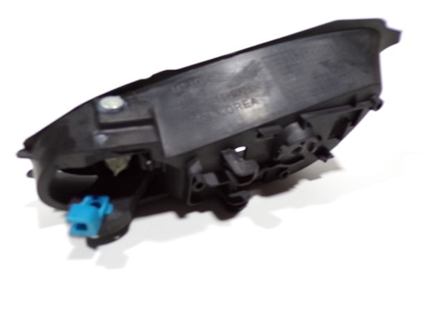 Poignée intérieure porte avant droite