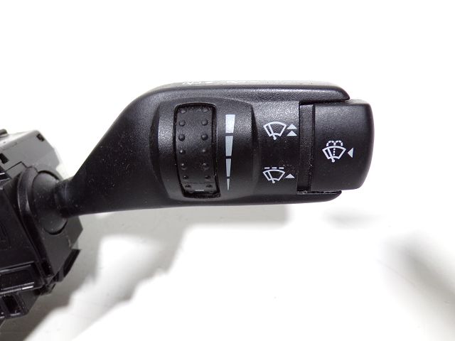 Commande sous-volant