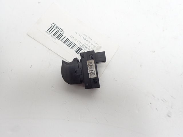 Commande lève-vitre avant droit