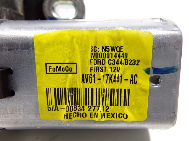 Moteur d'essuie glace arrière