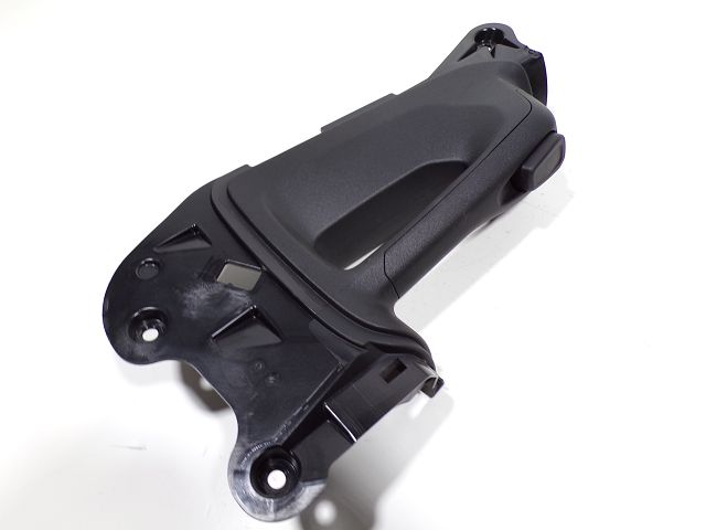 Poignee interieure porte arriere droite