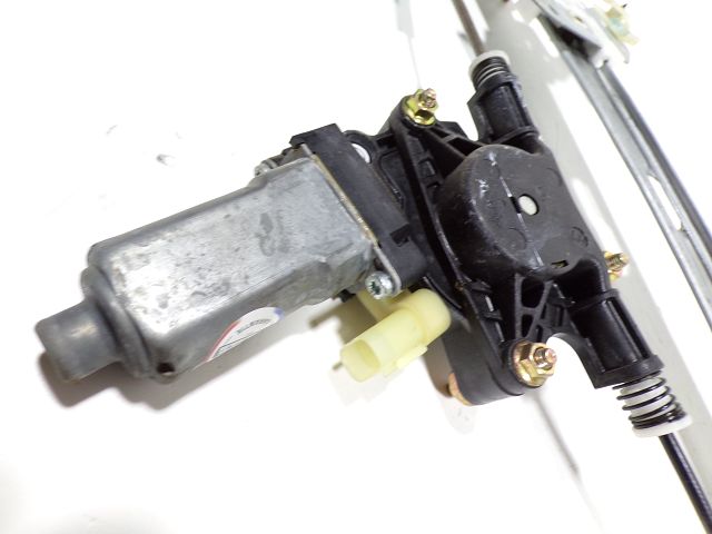 Lève-vitre électrique arrière gauche