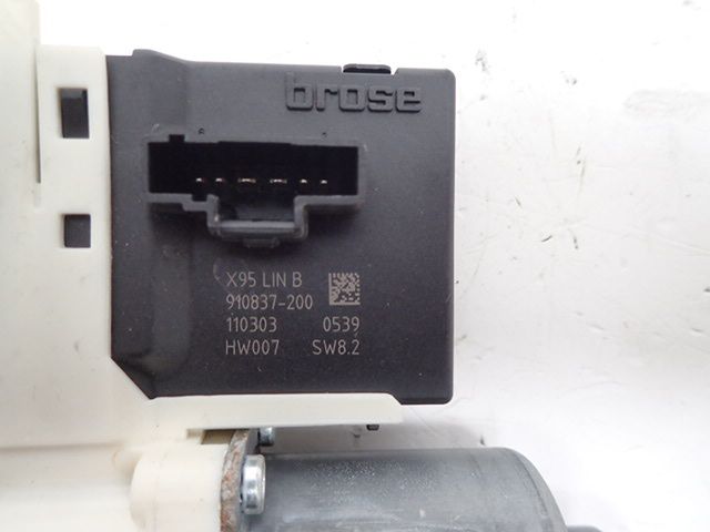 Lève-vitre électrique arrière droit