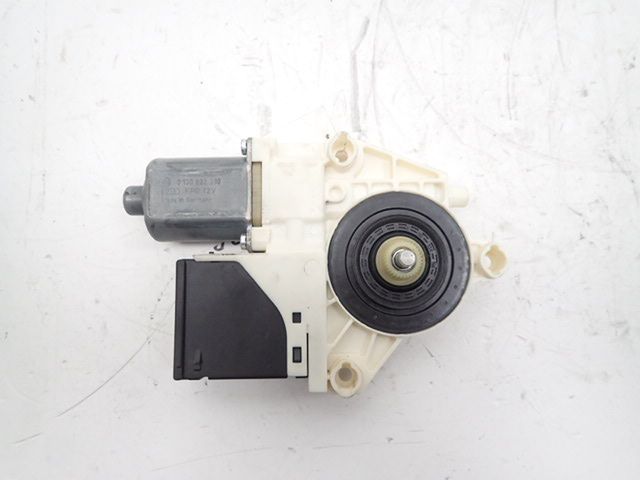 Lève-vitre électrique arrière gauche