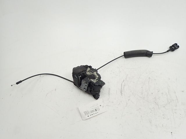 Serrure de porte arrière gauche