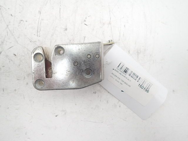 Serrure de porte avant droite