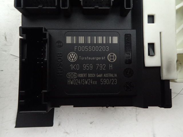 Lève-vitre électrique avant droit