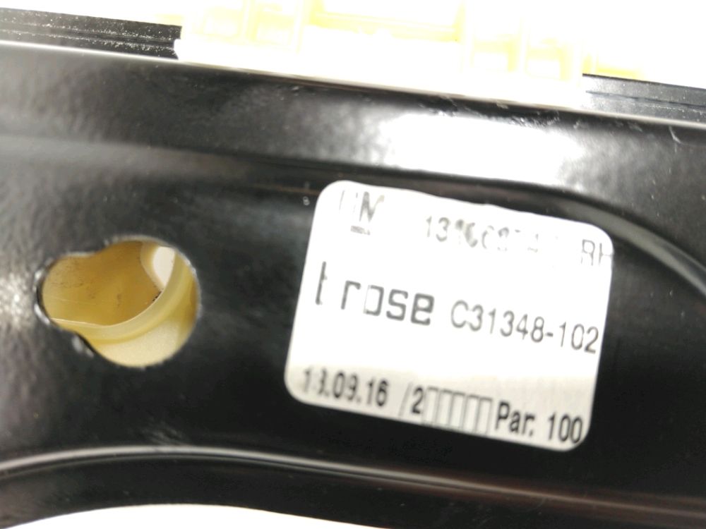 Lève-vitre électrique avant droit