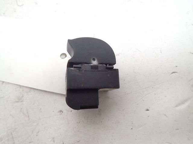 Commande lève-vitre avant droit