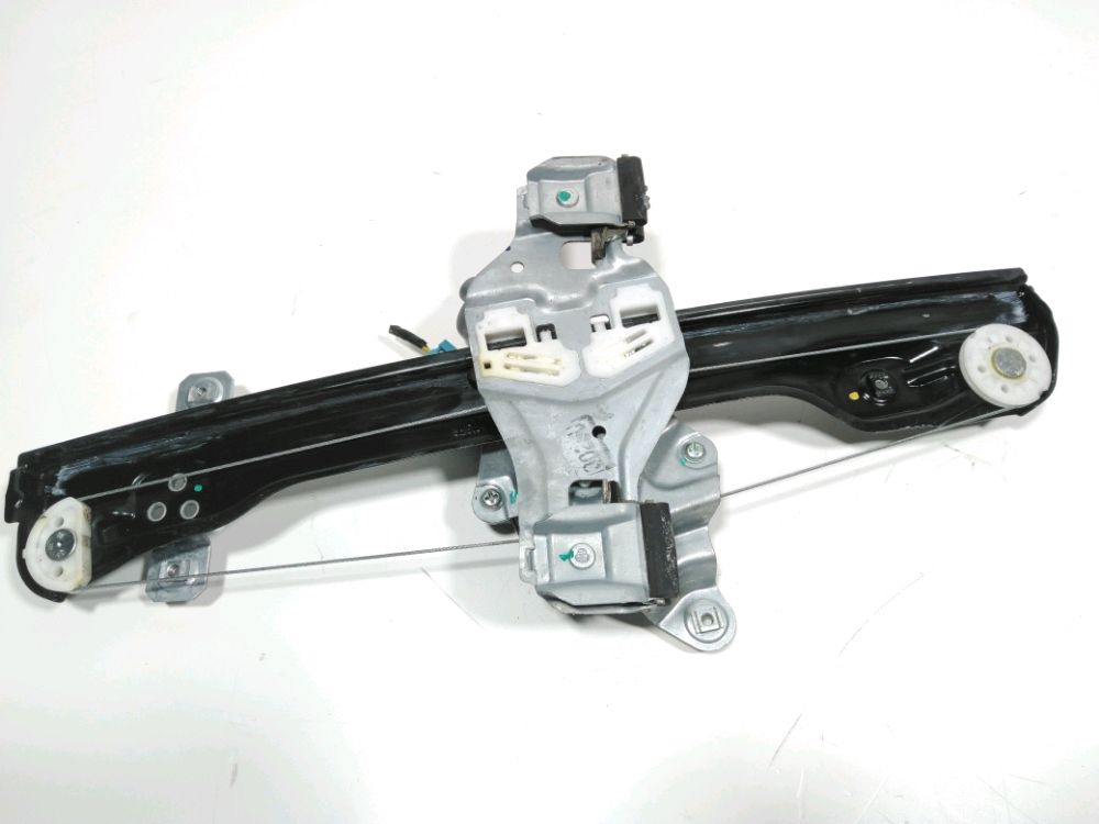 Lève-vitre électrique avant droit