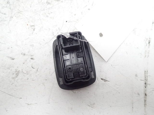 Commande lève-vitre arrière droit