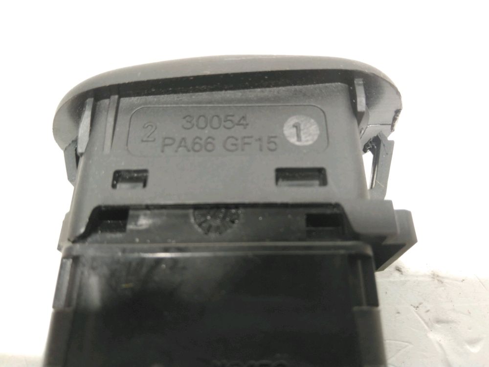 Commande lève-vitre avant droit