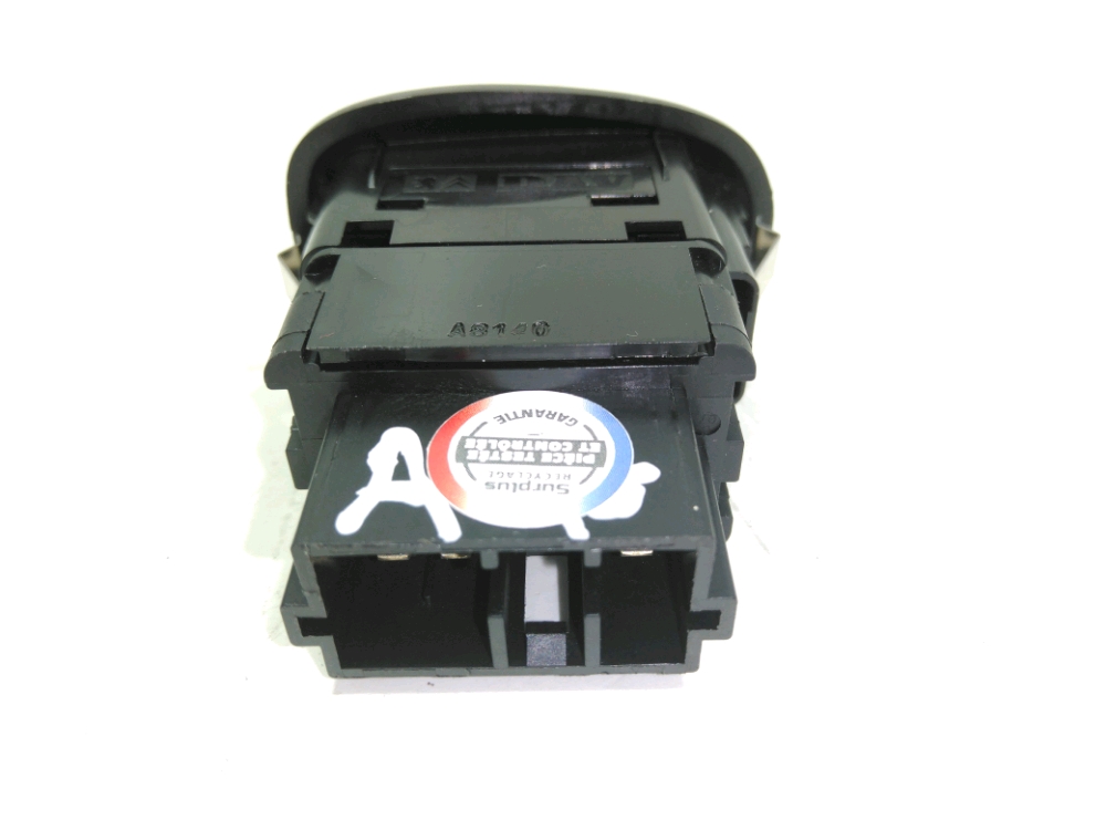 Commande lève-vitre arrière gauche