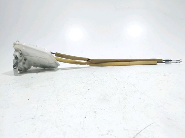 Serrure de porte arrière gauche