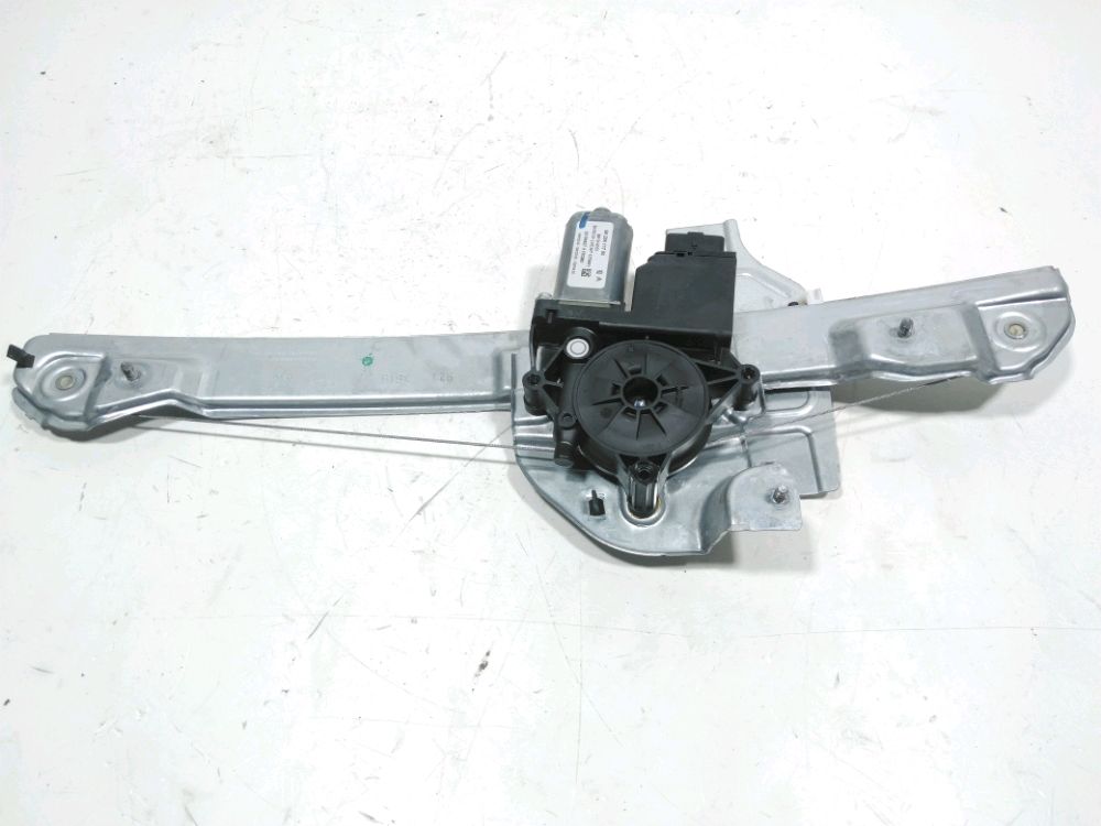 Leve-vitre electrique avant droit