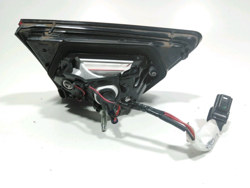 Feu arrière intérieur droit