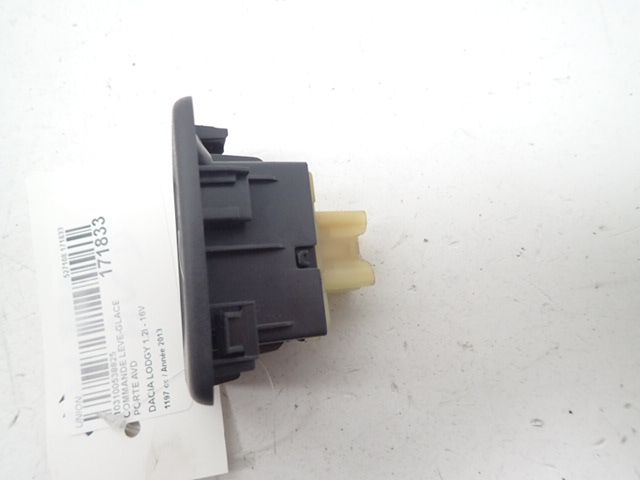 Commande lève-vitre avant droit