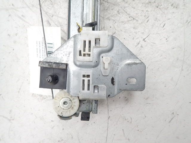 Lève-vitre électrique avant droit