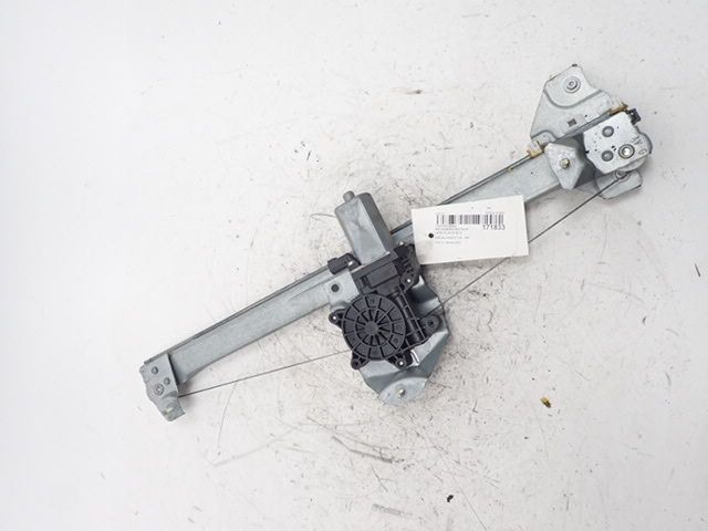 Lève-vitre électrique avant gauche