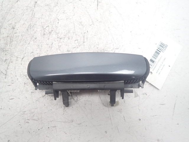 Poignée extérieure avant droite