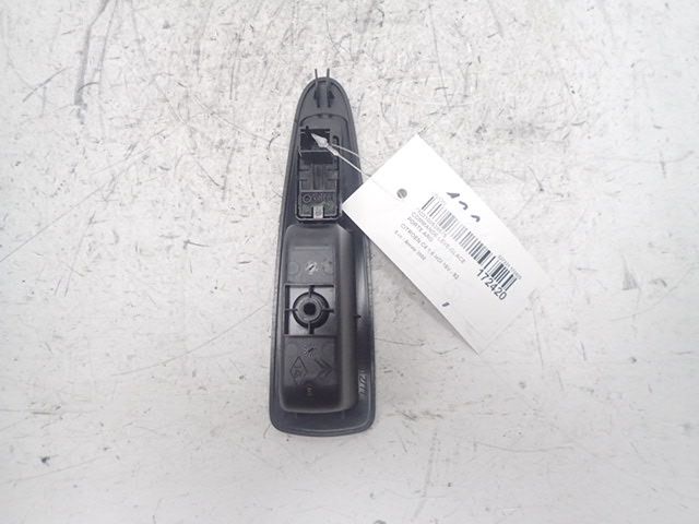 Commande lève-vitre arrière gauche