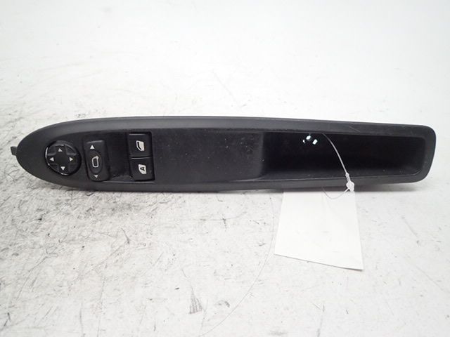 Commande lève-vitre avant gauche