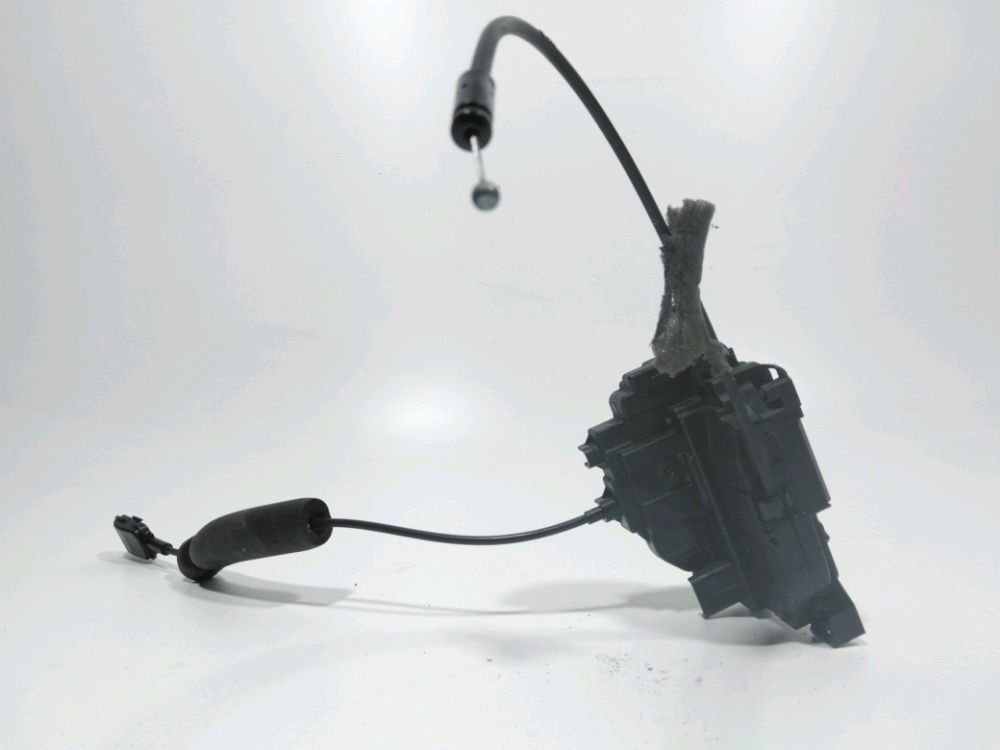 Serrure de porte arrière gauche