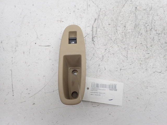 Commande lève-vitre arrière droit