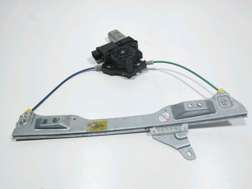 Lève-vitre électrique avant droit